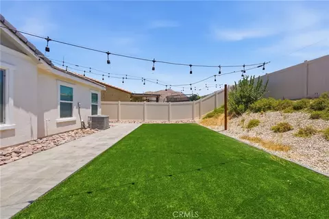 Exterior - 537 Hedgewood, Hemet, CA 92543 photo 8 of 17