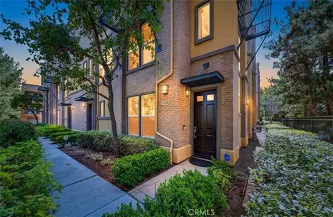 1105 Armstrong Dr, Fullerton, CA 92833
