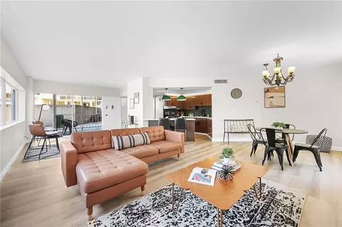 1323 N Spurgeon #2, Santa Ana, CA 92701