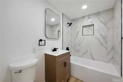 Bath - 1205 Lime, Corona, CA 92879 photo 1 of 4