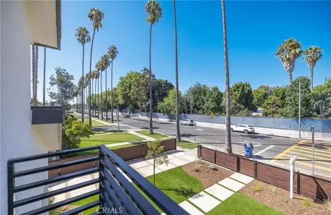 4928 8th Ave, Los Angeles, CA 90043