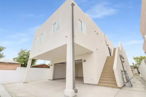 Exterior - 16623 Lake Ave, Paramount, CA 90723 photo 4 of 5