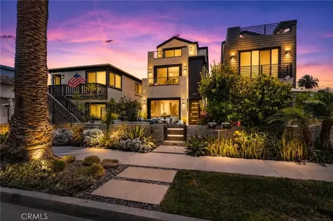 404 10th St, Huntington Beach, CA 92648