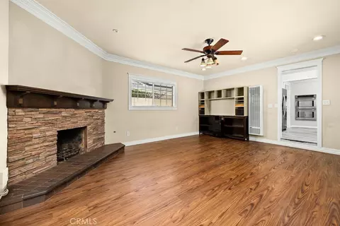 Living - 5269 E Daggett St, Long Beach, CA 90815 photo 7 of 8