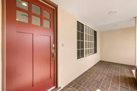 Exterior - 5269 E Daggett St, Long Beach, CA 90815 photo 2 of 11