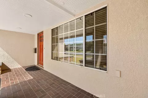 Exterior - 5269 E Daggett St, Long Beach, CA 90815 photo 3 of 11
