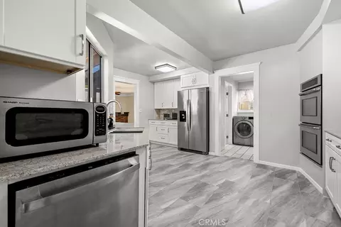 Kitchen - 5269 E Daggett St, Long Beach, CA 90815 photo 1 of 5