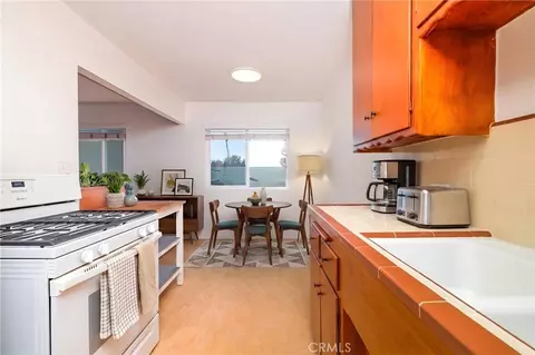 Kitchen - 2135 Florida St #7, Long Beach, CA 90814 photo 1 of 2