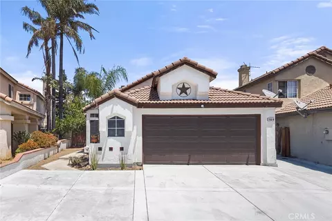 Exterior - 15516 Carrera, Fontana, CA 92337 photo 2 of 7