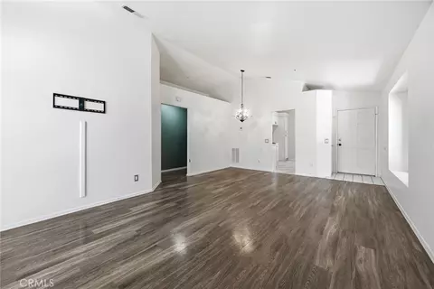 Living - 15516 Carrera, Fontana, CA 92337 photo 4 of 9