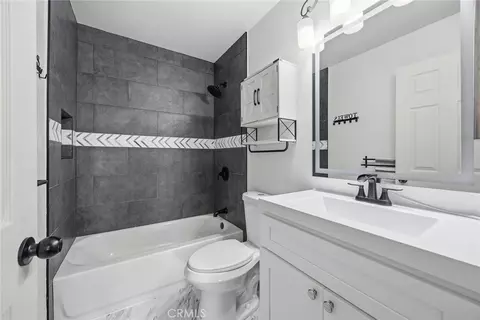 Bath - 15516 Carrera, Fontana, CA 92337 photo 1 of 2