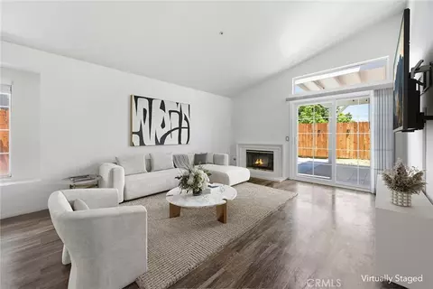 Living - 15516 Carrera, Fontana, CA 92337 photo 6 of 9