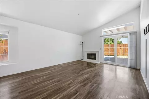 Living - 15516 Carrera, Fontana, CA 92337 photo 6 of 8