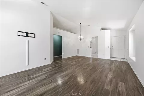 Living - 15516 Carrera, Fontana, CA 92337 photo 4 of 8