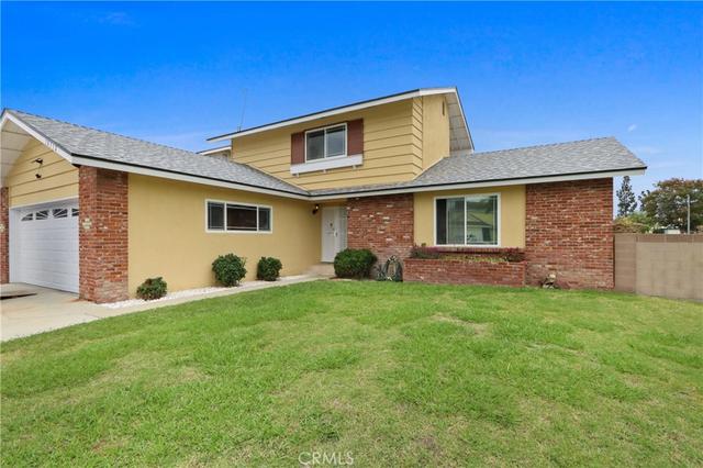 10712 Pamela St, Cypress, CA 90630