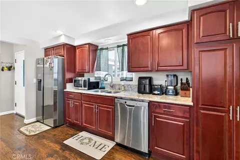Kitchen - 19742 Wadley, Carson, CA 90746 photo 3 of 4