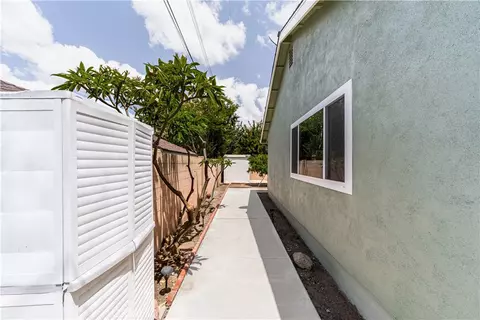 Exterior - 760 N Pine St, Orange, CA 92867 photo 5 of 7