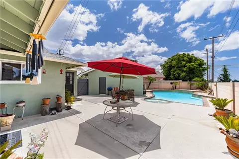 Exterior - 760 N Pine St, Orange, CA 92867 photo 3 of 7