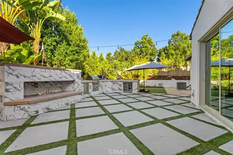 Exterior - 101 Score, Irvine, CA 92618 photo 4 of 11