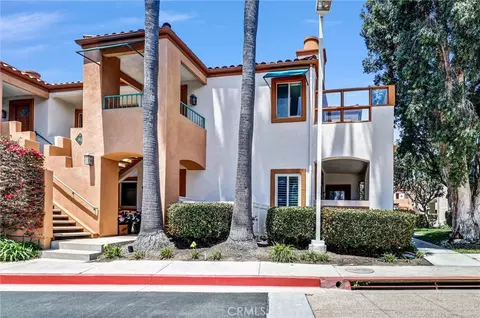 360 Villa Point Dr, Newport Beach, CA 92660
