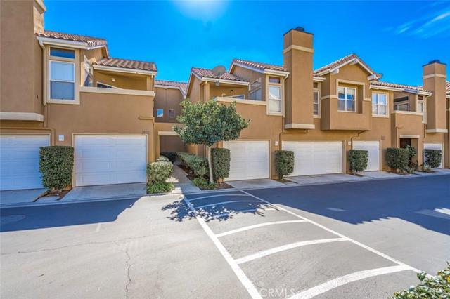 28496 Klondike Dr, Trabuco Canyon, CA 92679