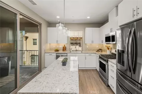 Kitchen - 111 Tallowood, Irvine, CA 92620 photo 2 of 4