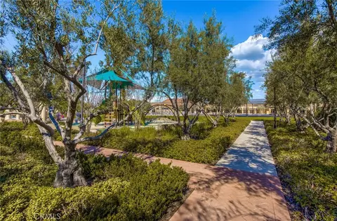 Exterior - 111 Tallowood, Irvine, CA 92620 photo 7 of 9