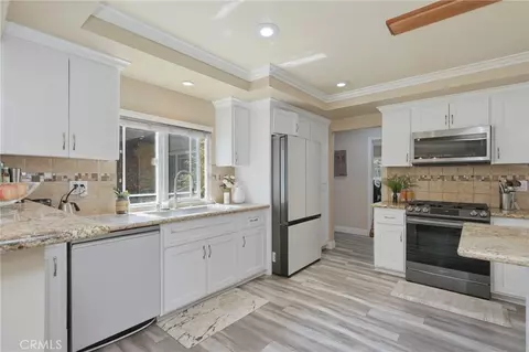 Kitchen - 1517 Moonbeam Pl, Fullerton, CA 92833 photo 5 of 5