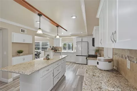 Kitchen - 1517 Moonbeam Pl, Fullerton, CA 92833 photo 2 of 5