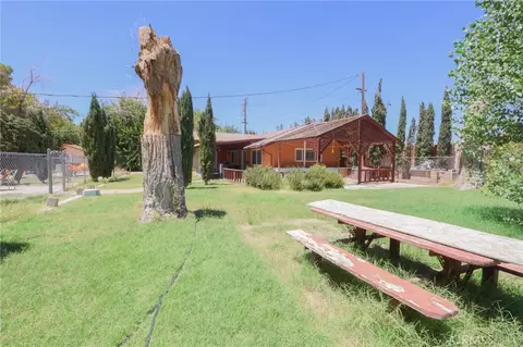 Exterior - 31582 Clay River Rd, Barstow, CA 92311 photo 8 of 9