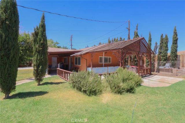 31582 Clay River Rd, Barstow, CA 92311