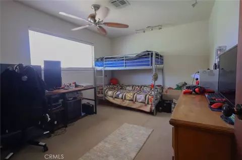 Bedroom - 31582 Clay River Rd, Barstow, CA 92311 photo 2 of 4