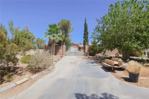 Exterior - 31582 Clay River Rd, Barstow, CA 92311 photo 3 of 9