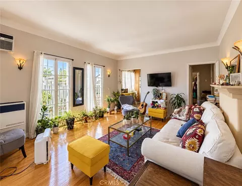 1347 N Mansfield, Los Angeles, CA 90028