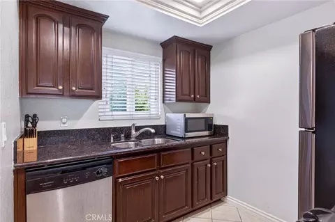Kitchen - 2925 Spaulding St #303, Long Beach, CA 90804 photo 1 of 3