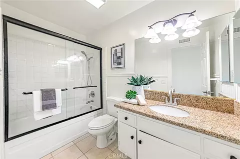 Bath - 322 Dover, Brea, CA 92821 photo 3 of 3