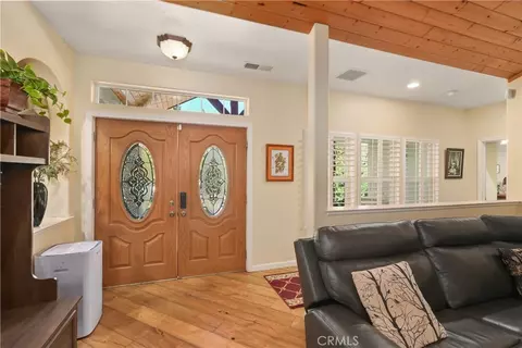Entry Way - 39367 Pine Ridge Rd, Oakhurst, CA 93644 photo 1 of 2