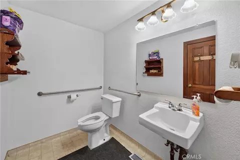 3875 11th, Riverside, CA 92501 photo 17