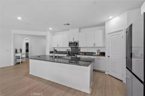 Kitchen - 2431 Diamond Edge, Perris, CA 92570 photo 3 of 3