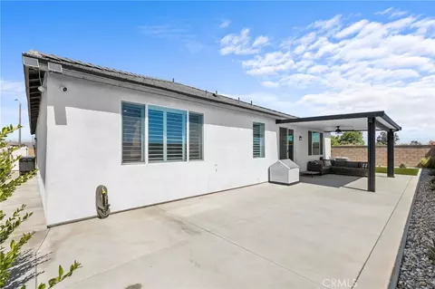 Exterior - 2431 Diamond Edge, Perris, CA 92570 photo 2 of 5