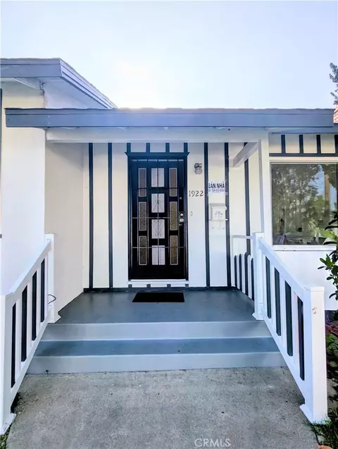 1922 Meriday, Santa Ana, CA 92706