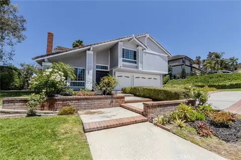 6415 E Stonebridge, Anaheim, CA 92807