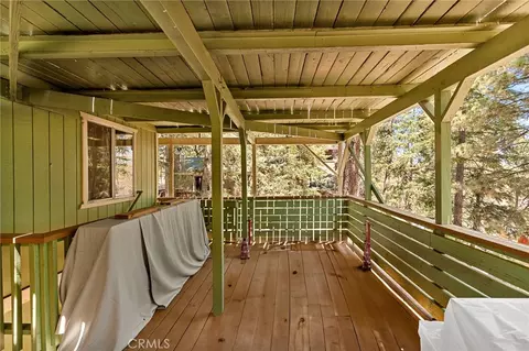 Exterior - 43544 Ridge Crest Dr, Big Bear Lake, CA 92315 photo 5 of 8