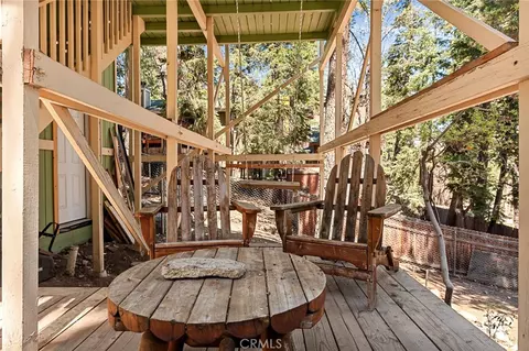 Exterior - 43544 Ridge Crest Dr, Big Bear Lake, CA 92315 photo 6 of 8