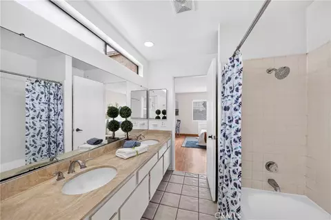 9680 Walker Ct, Cypress, CA 90630 photo 18
