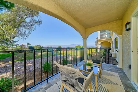 4001 Calle Sonora #1-A, Laguna Woods, CA 92637
