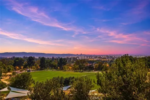 View/Area - 17 Ponte, Lake Forest, CA 92630 photo 1 of 2