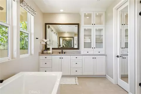Bath - 17 Ponte, Lake Forest, CA 92630 photo 4 of 10