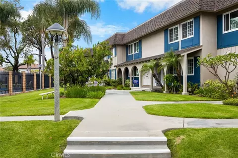 Exterior - 4469 Larwin Ave, Cypress, CA 90630 photo 8 of 11