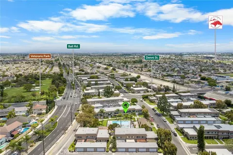 View/Area - 4469 Larwin Ave, Cypress, CA 90630 photo 5 of 8